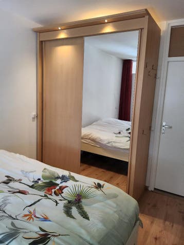 slaapkamerkast 240 x 175 x65 cm