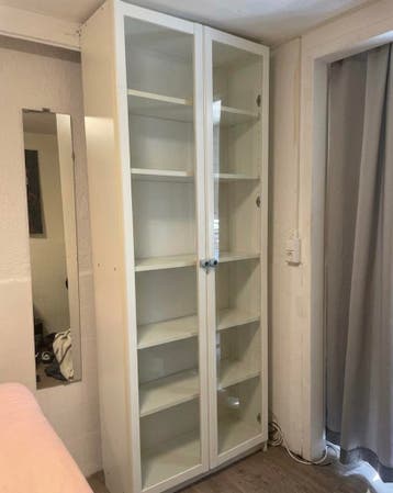 Gratis kast met glazen deuren - 202x30x79 cm