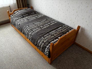 Kwaliteits bed hand gemaakt met laden