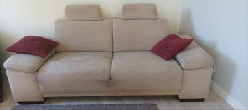 Gebruikte 2,5 zits bank. Op halen tussen 24 en 30 april!!!!