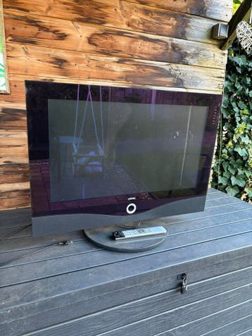 Loewe TV - Defect voor onderdelen of opknapper