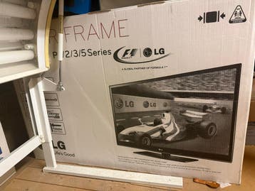 LG 42 inch Plasma TV - Ideaal voor Gaming (defecte zekering)