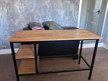 Kwantum Bureau met Opbergruimte - Modern & Functioneel