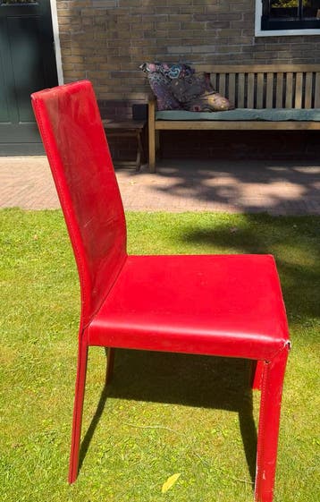 Rode stoel gratis af te halen