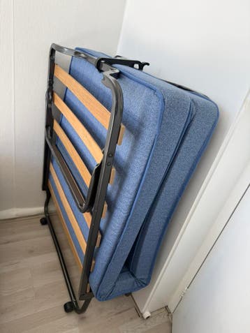 Opklapbed. Gratis! Zie beschrijving