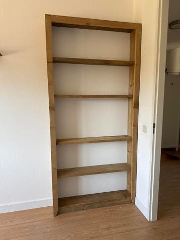 Steigerhouten kast - Gratis af te halen (zelf demonteren)