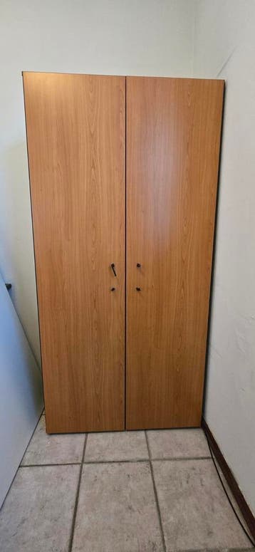 Draaideurkast en roldeurkast