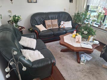 Gratis op te halen: Comfortabele leren banken set