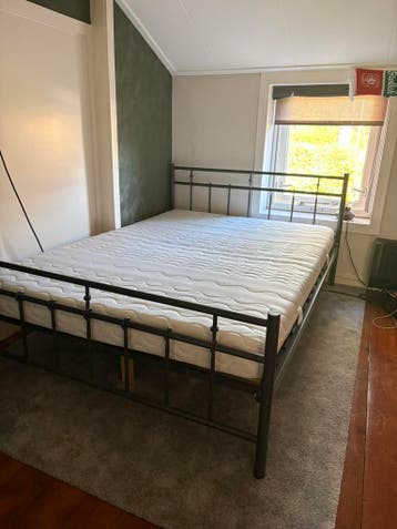 Bed 140x200 inclusief matras