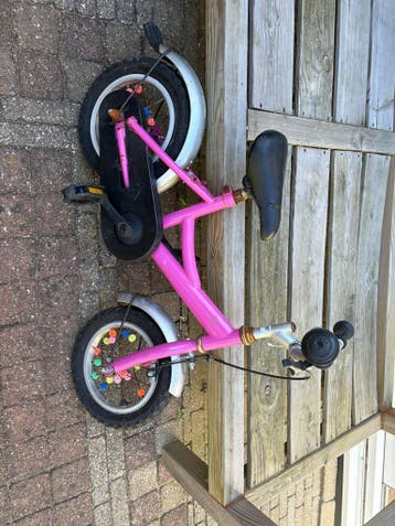 Roze kinderfiets - Perfect voor de eerste fietsavonturen!