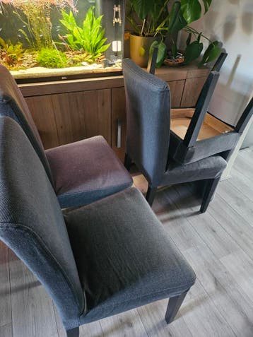 Gratis grijze IKEA eetkamerstoelen - Set van 4