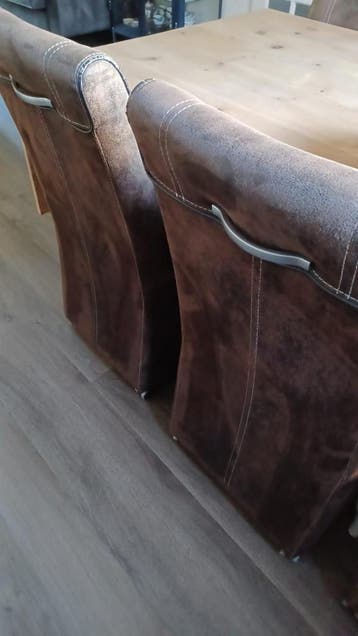 6 eetkamerstoelen, verrijdbaar, gebruikt, bruin