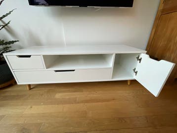Wit tv-meubel met lades en open vak