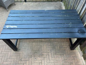 Houten tafel GRATIS