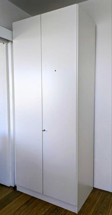 Zware kwaliteit kledingkast