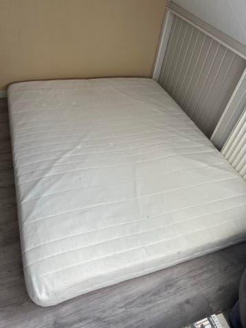 Matras 160x200 gratis op te halen