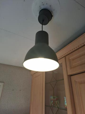 Lampen en houders GRATIS op te halen