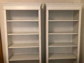 Gratis op te halen, twee massief houten boekenkasten