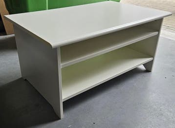 Salon tafel of tv kast. Wit.