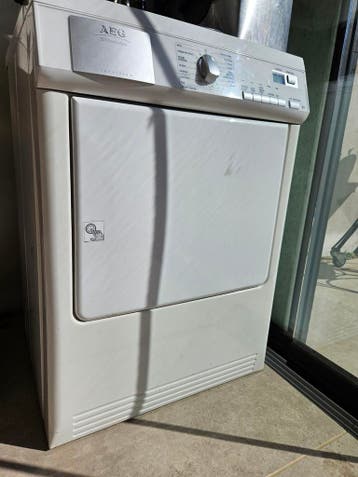 Droger aeg lavatherm