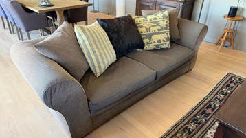 Originele FENDI bank - 2.35m breed, donsgevuld, GRATIS