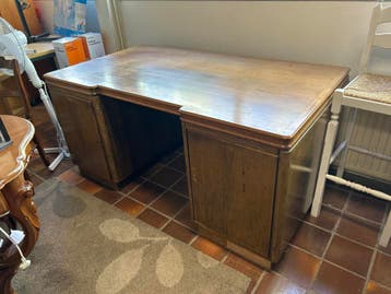 Antiek houten bureau 160x90x76 cm