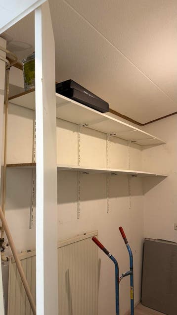 Wandplanken met ophangsysteem - 3 grote, 1 kleine