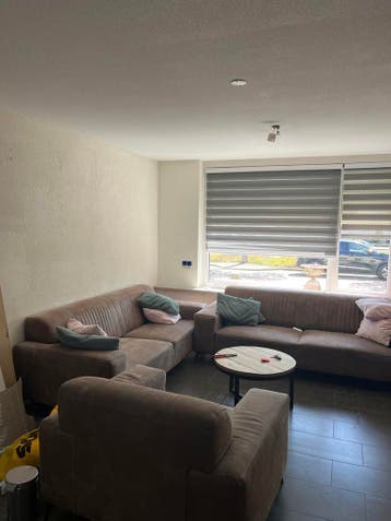 2 x 3 zitsbank plus fauteuil gratis af te halen.