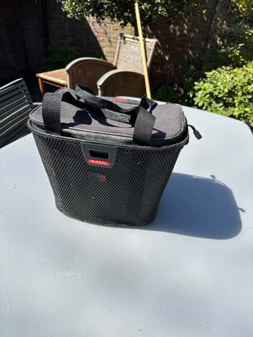 Gratis: Fietsmand Klickfix met bijpassende tas