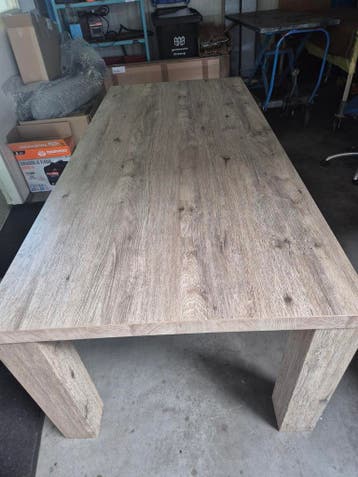 Gratis eettafel 220x100 cm izgs dongen