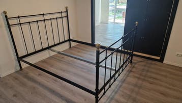 Metalen bedframe 160 cm