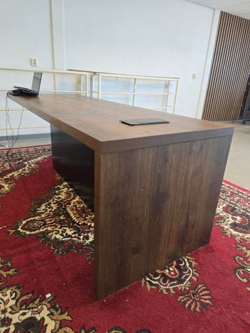 Moderne Vergadertafel - Ideaal voor Kantoor of Thuiswerkplek