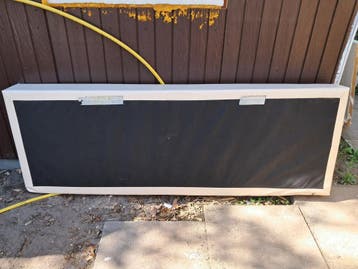 Gratis bedbodem 200x69x16 cm - ideaal als logeerplek