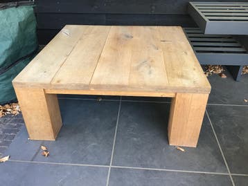 Houten salontafel vierkant