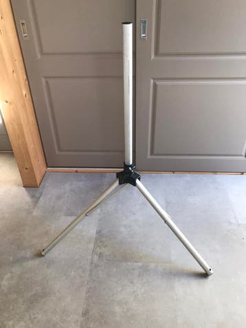 Driepoot voor antenne