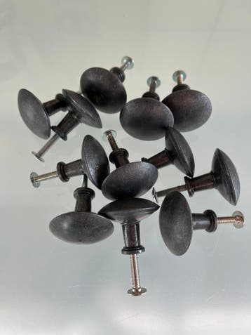 Meubelknoppen / Knobs for furniture