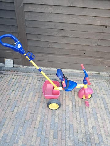 Kinderdriewieler met duw- en stuurstang