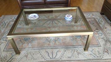 Metalen tafel met glasplaat GRATIS.