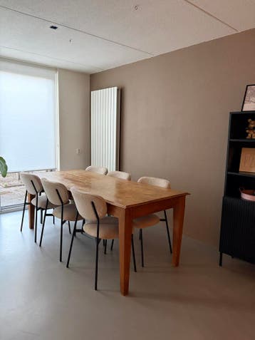 Houten eettafel 210x88 cm - Ideaal voor 6-8 personen