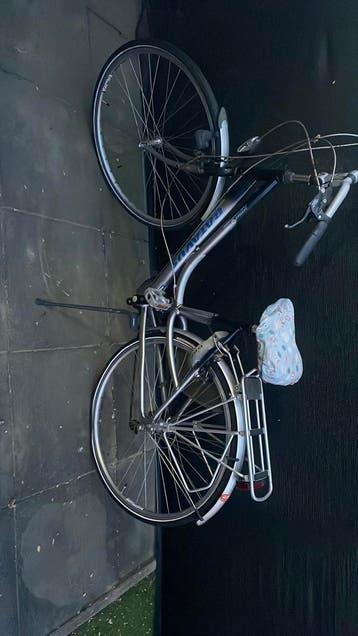 Oude fiets (sleutel kwijt) - gratis op te halen