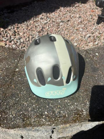Guppy fietshelm
