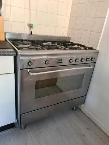SMEG fornuis 5pits 90cm