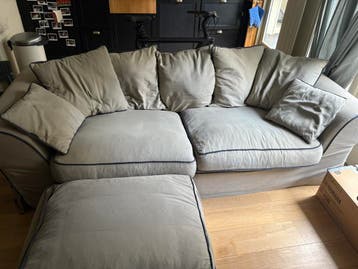 Gratis af te halen: ruime hoekbank (moet morgen weg!)