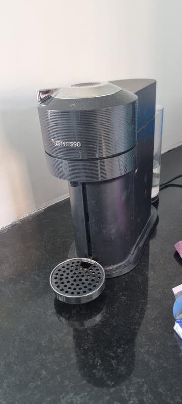 Nespresso apparaat - defect (gaat wel aan)