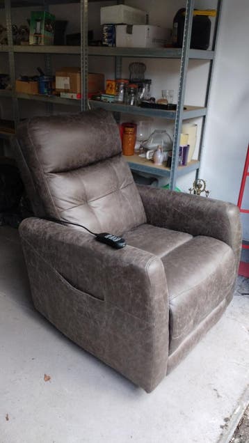 Sta op stoel. GRATIS