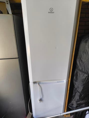 Gebruikte Indesit koel/vriescombinatie - gratis af te halen