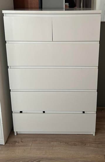 Gratis Witte IKEA kast - Gedemonteerd & Direct Mee Te Nemen