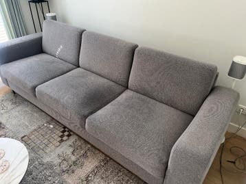 Gratis af te halen: Grijze 3-zits bank