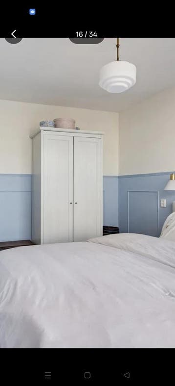 Kledingkast met roede en plank