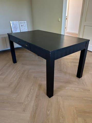 Zwarte tafel met lade, 160x89 cm, lichte beschadiging